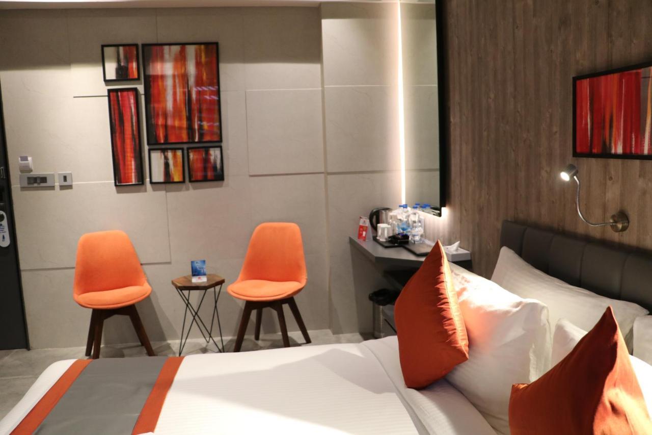 The Soni'Otel Haora Bagian luar foto